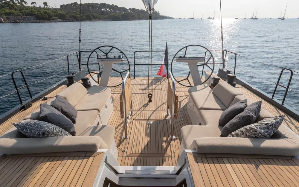 slider 3 Beneteau First 53