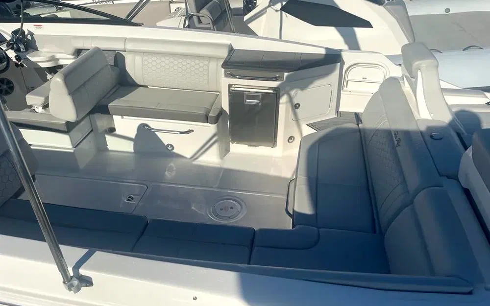 slider 4 Sea Ray SDX 290 HORS BORD USA