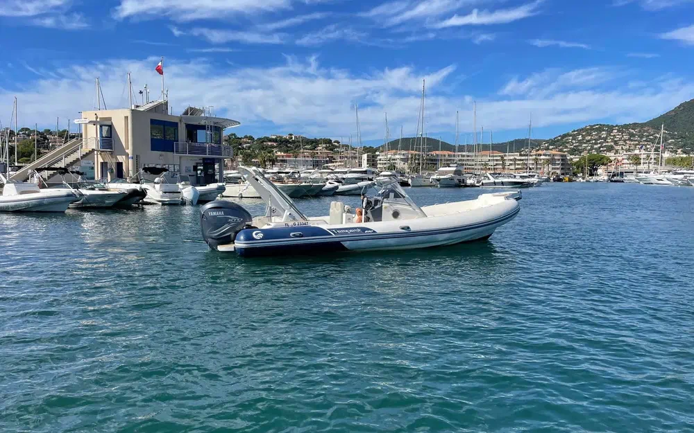 slider 0 Capelli Tempest 850