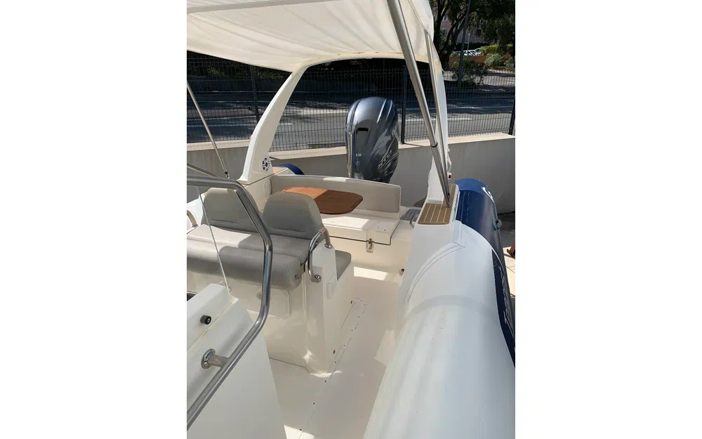 slider 7 Capelli Tempest 850