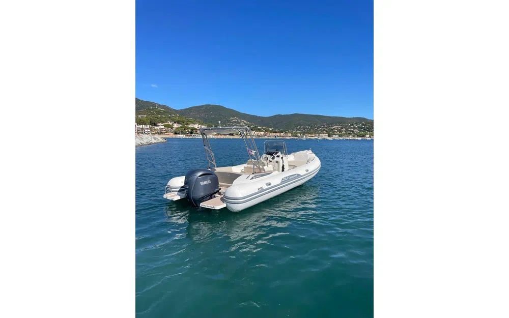 slider 0 Capelli Tempest 775