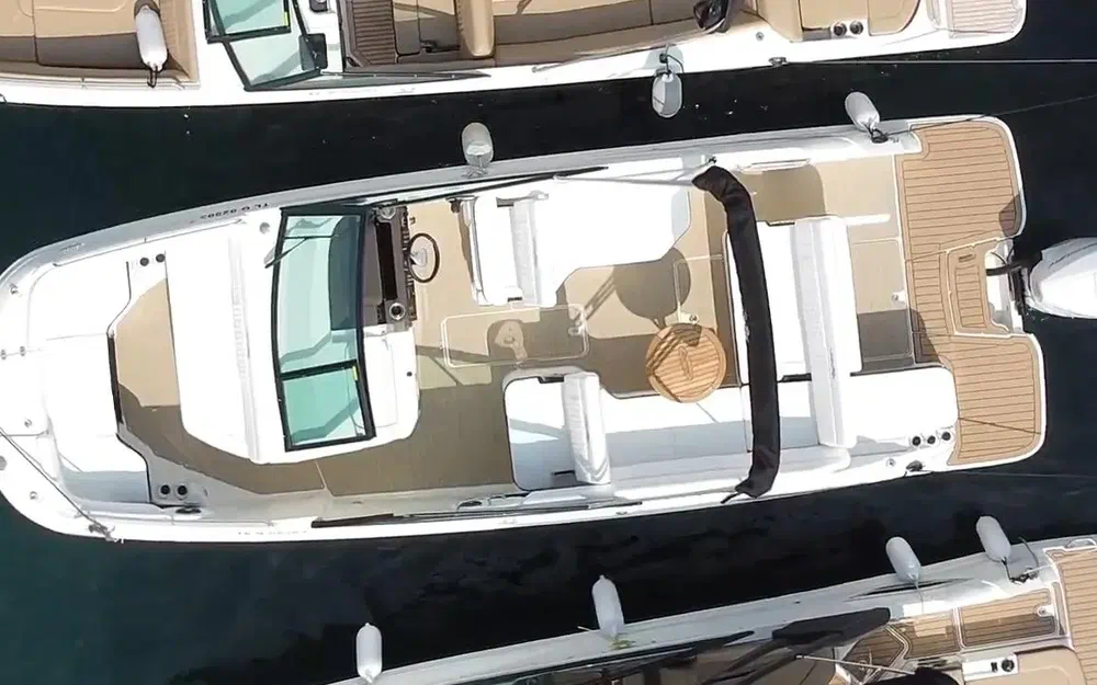 slider 20 Sea Ray 250 SDX HB