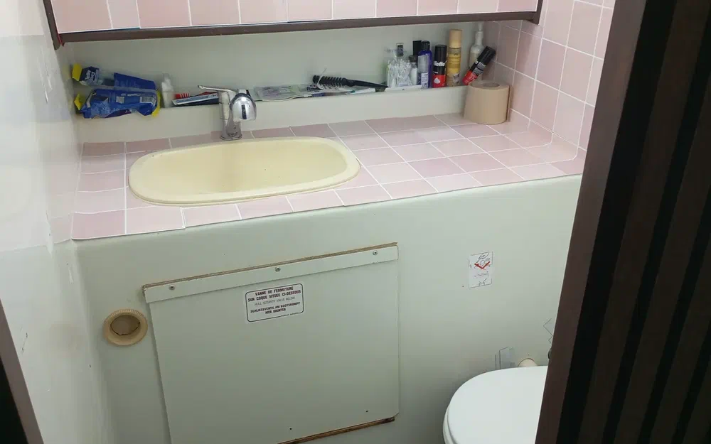 slider 6 Locaboat 1107