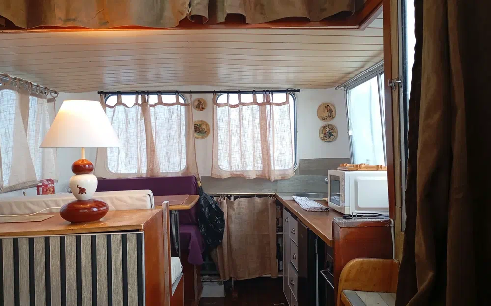 slider 8 Locaboat 1107