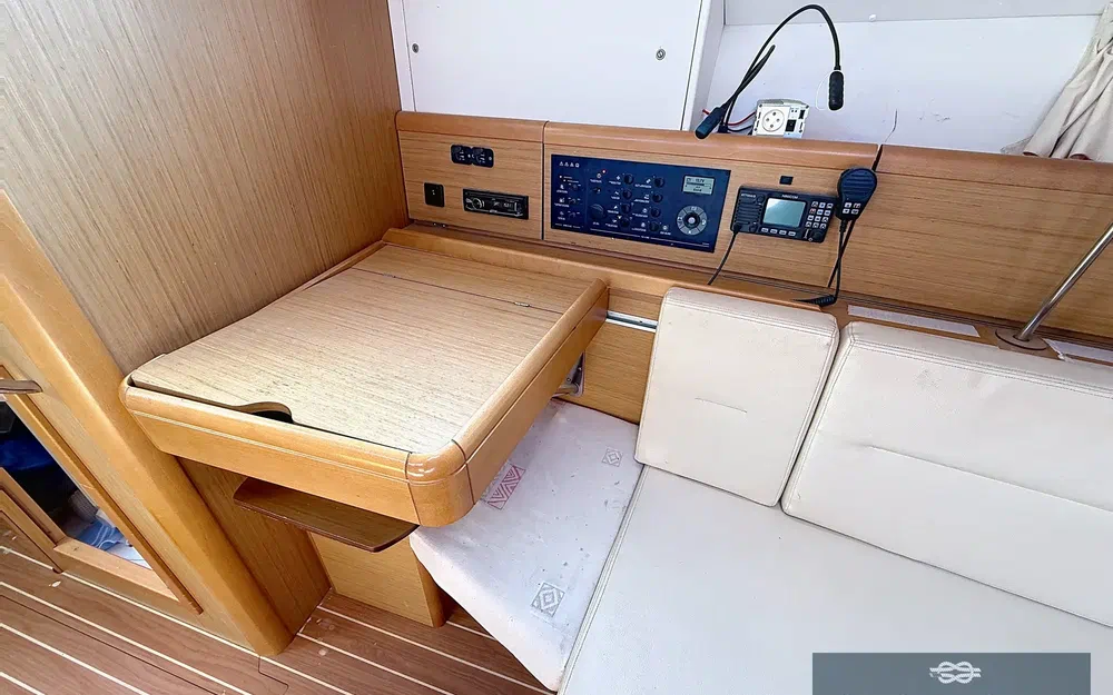 slider 9 Jeanneau Sun Odyssey 39 i Performance