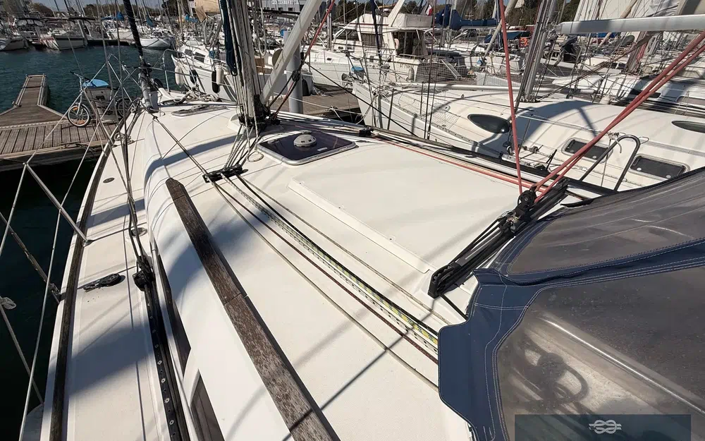 slider 28 Jeanneau Sun Odyssey 39 i Performance