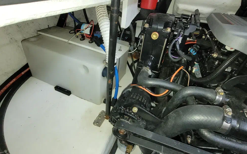 slider 5 Bayliner 702 Cuddy Europe