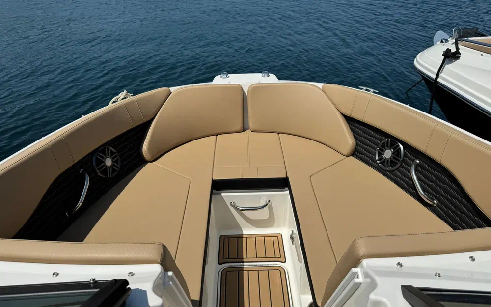 slider 8 Sea Ray 230 SPX