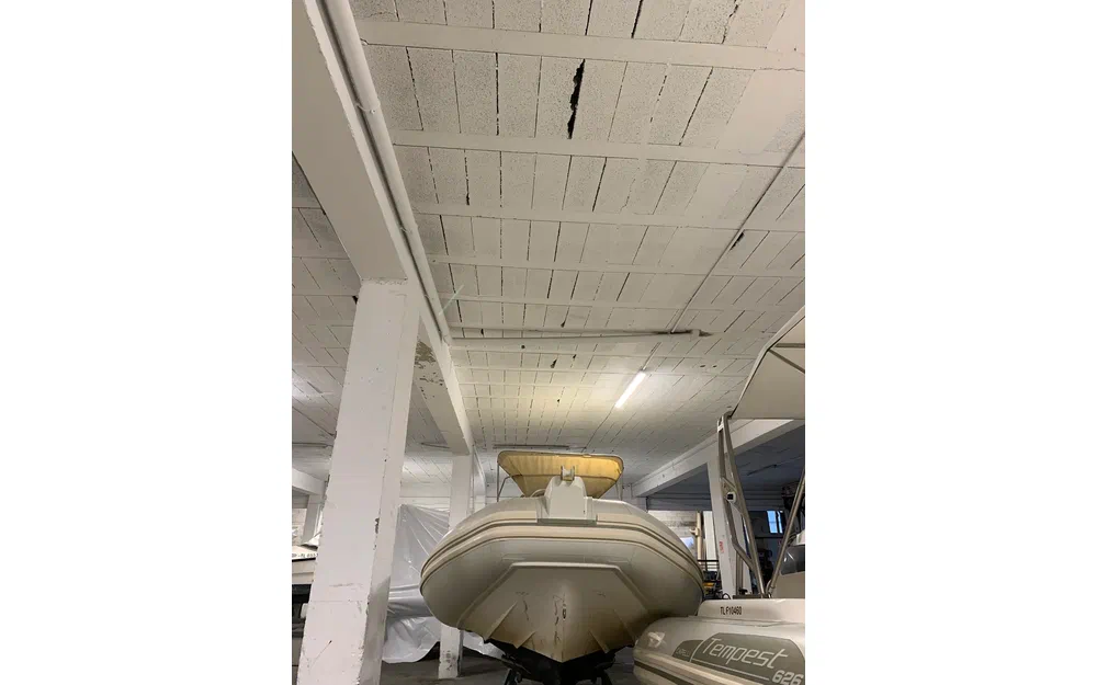 slider 2 Capelli Tempest 650