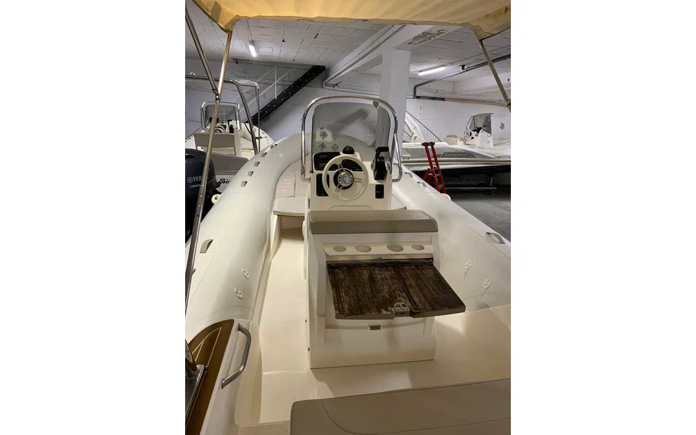 slider 3 Capelli Tempest 650