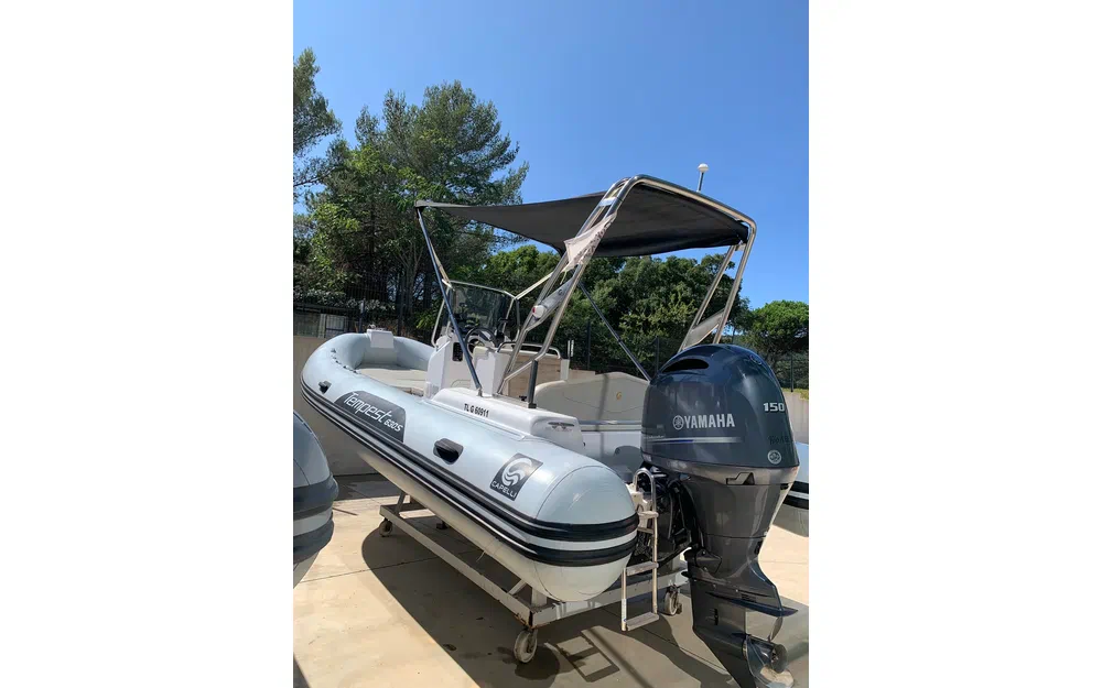 slider 0 Capelli Tempest 630