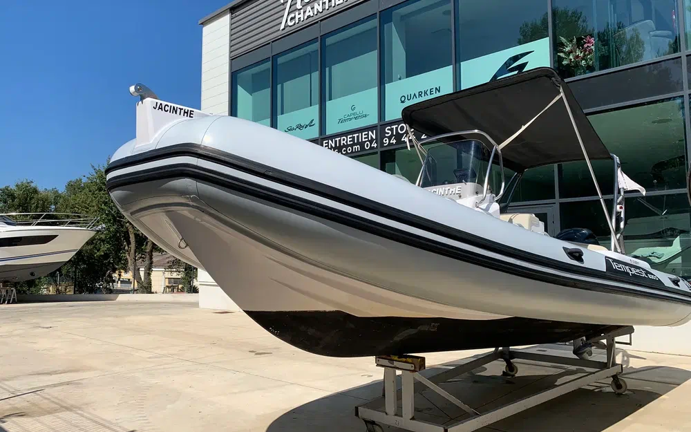 slider 6 Capelli Tempest 630