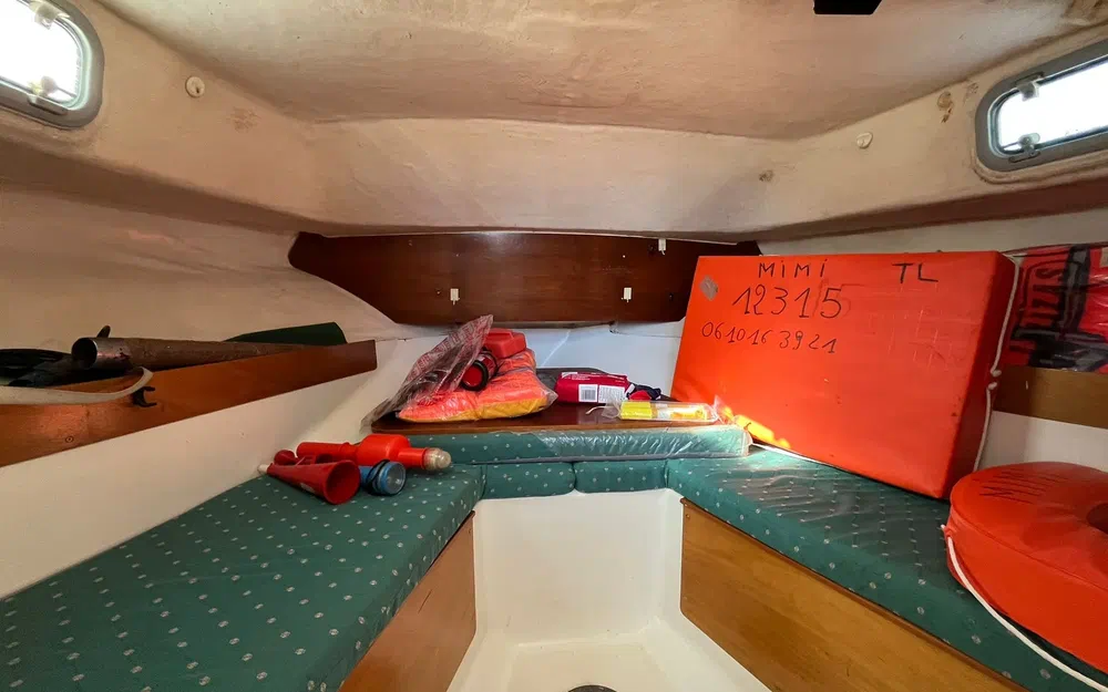 slider 14 Beneteau Antares Serie 6