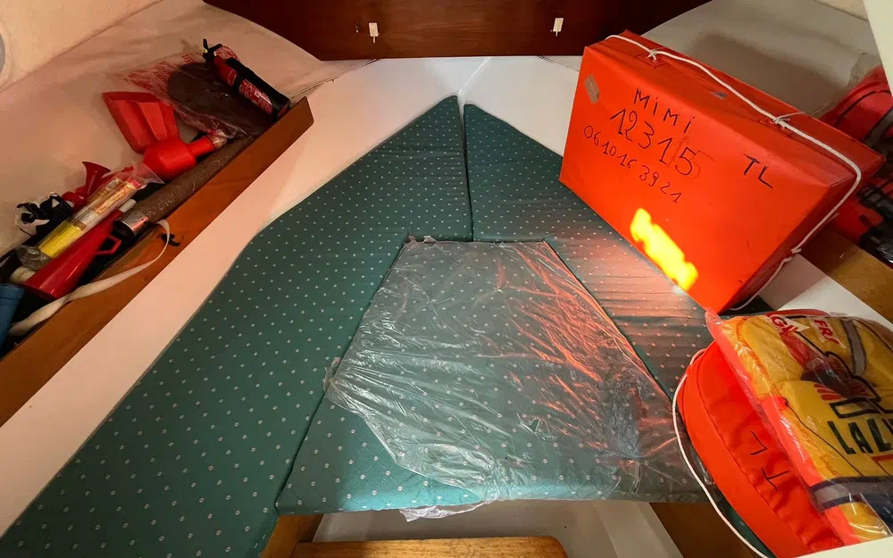 slider 12 Beneteau Antares Serie 6