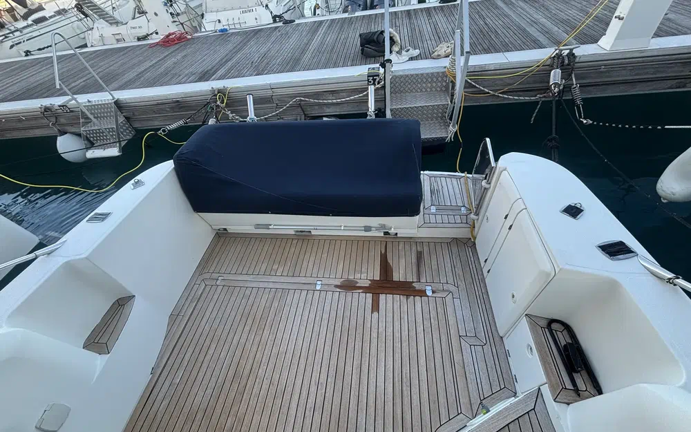 slider 13 Sealine F 34