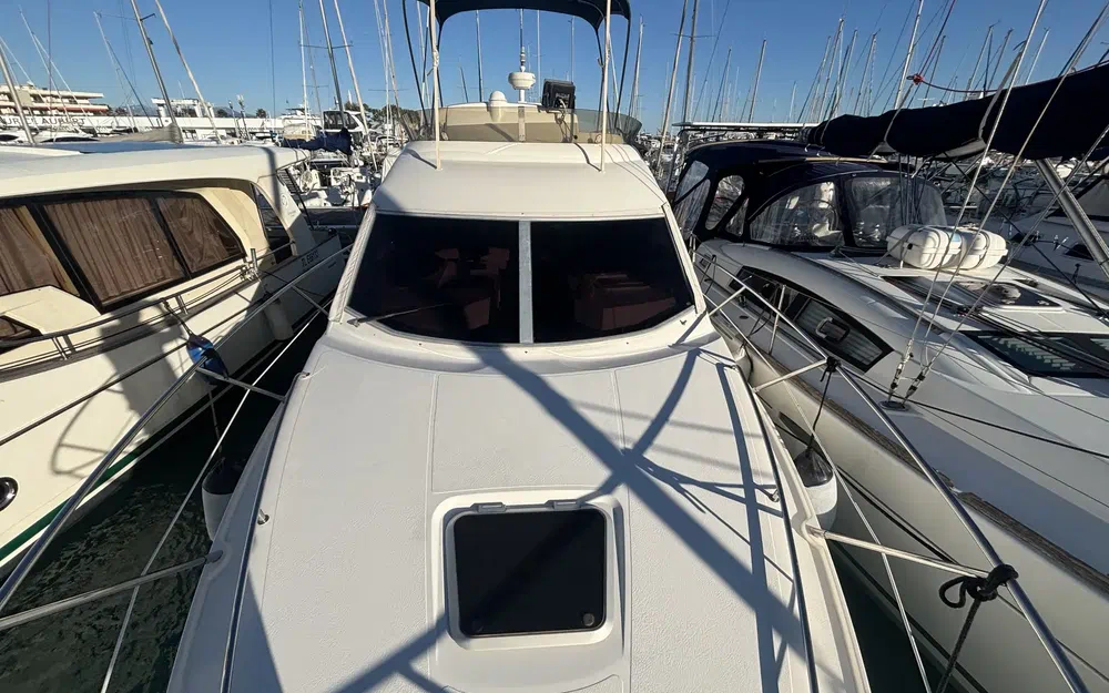 slider 1 Sealine F 34