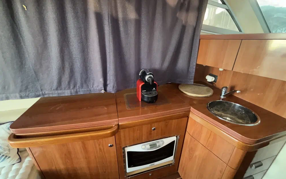 slider 28 Sealine F 34