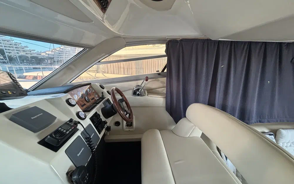 slider 30 Sealine F 34