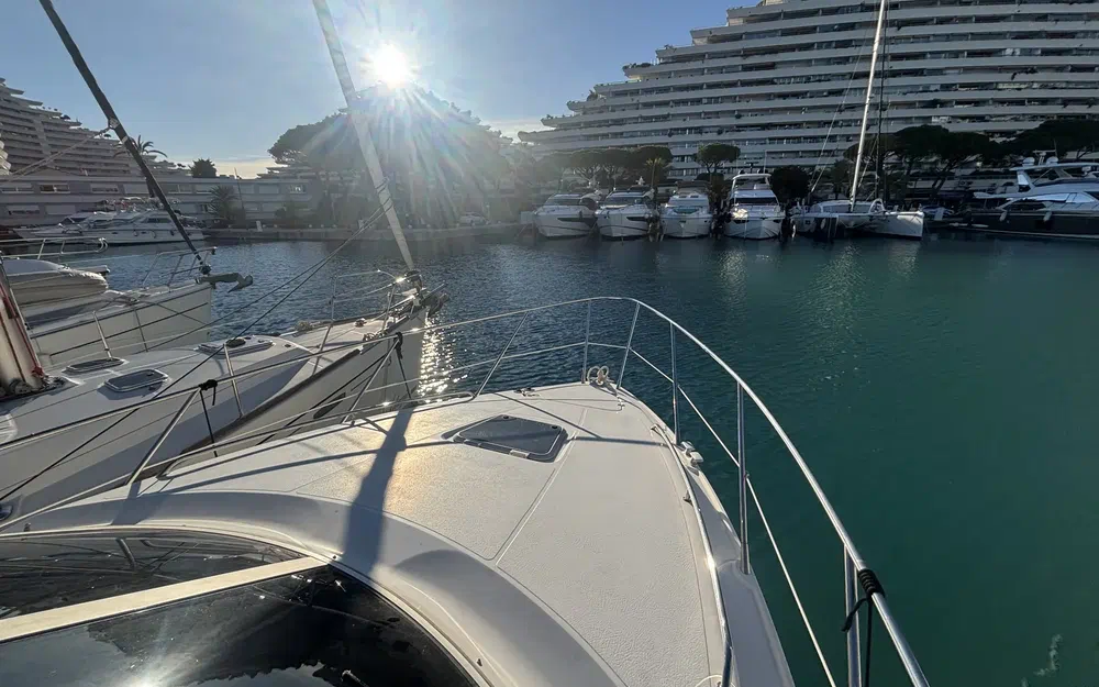 slider 5 Sealine F 34