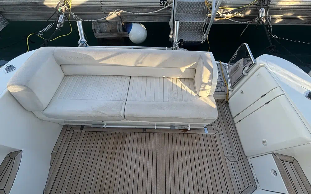 slider 6 Sealine F 34