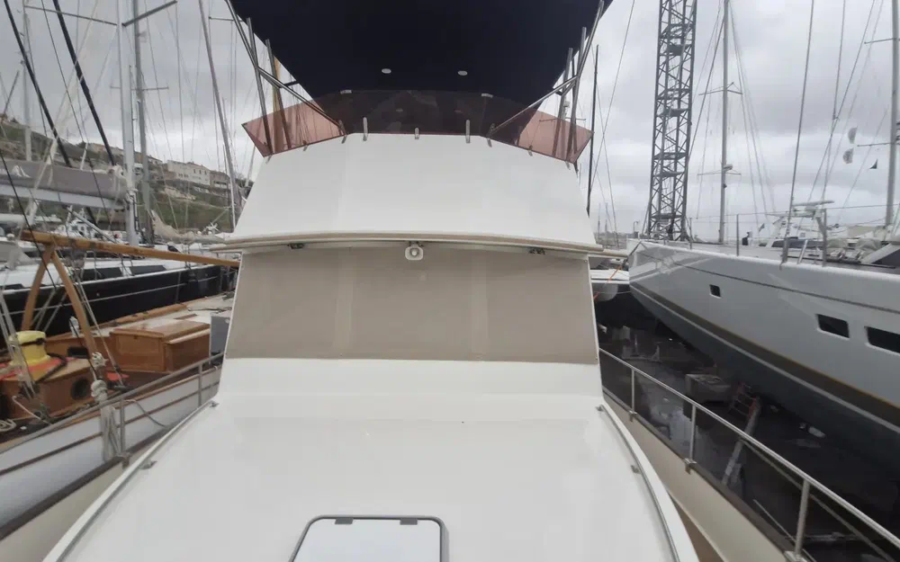 slider 23 Grand Banks 52 Europa