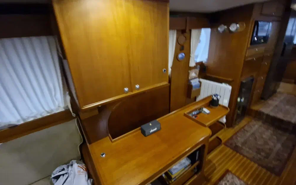 slider 29 Grand Banks 52 Europa