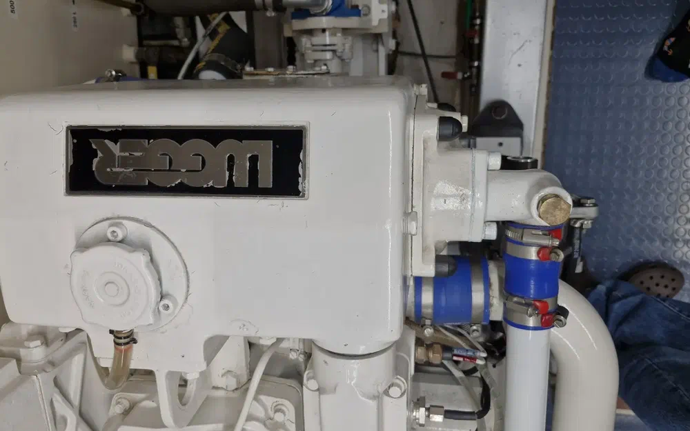 slider 52 Grand Banks 52 Europa