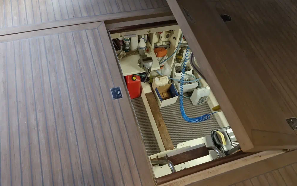 slider 7 Grand Banks 52 Europa