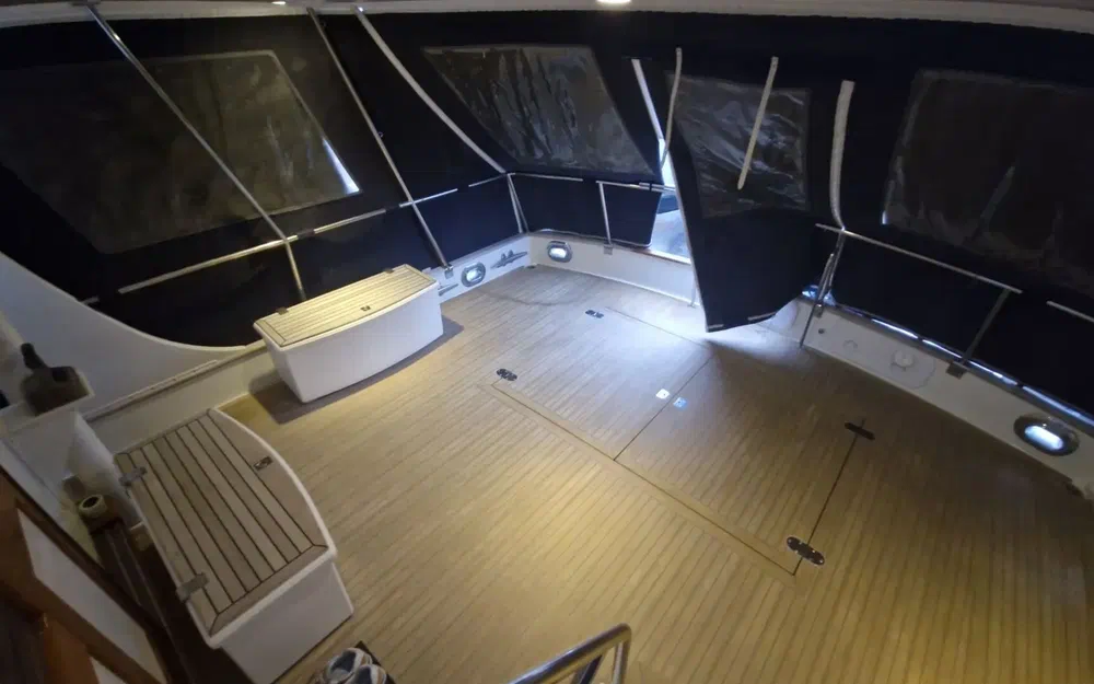 slider 8 Grand Banks 52 Europa