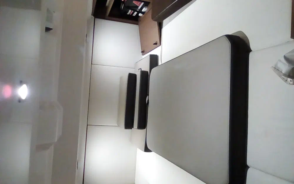 slider 9 Jeanneau CAP CAMARAT 10.5 WA