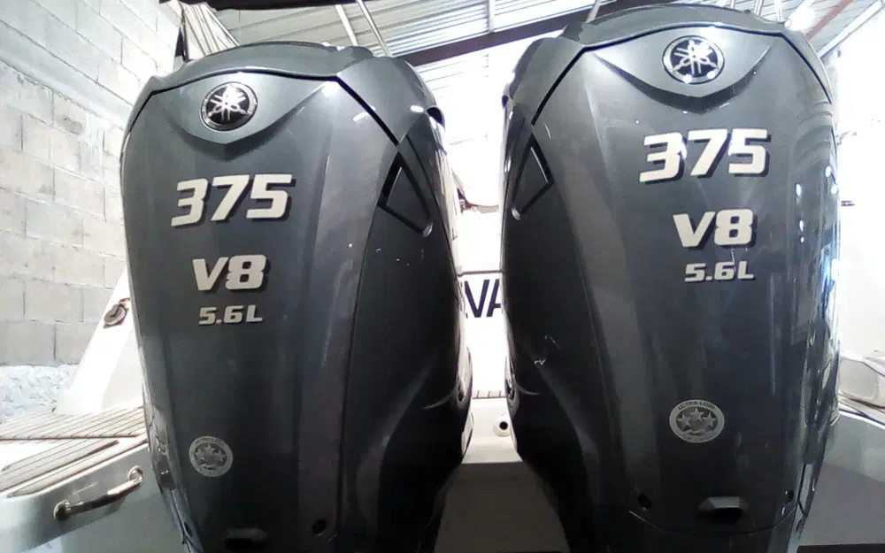 slider 11 Jeanneau CAP CAMARAT 10.5 WA