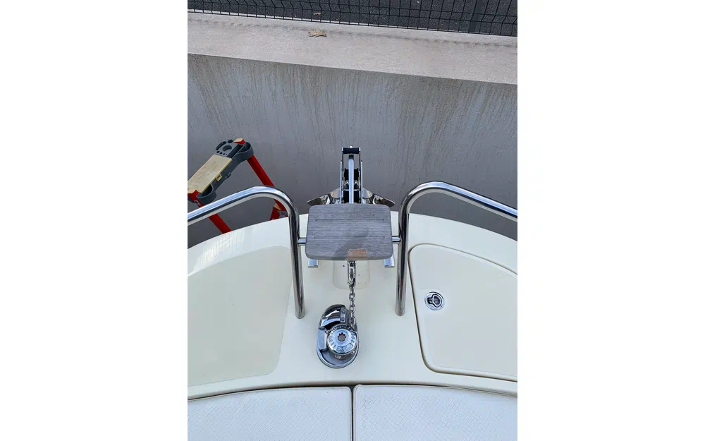 slider 10 Invictus Capoforte CX 240