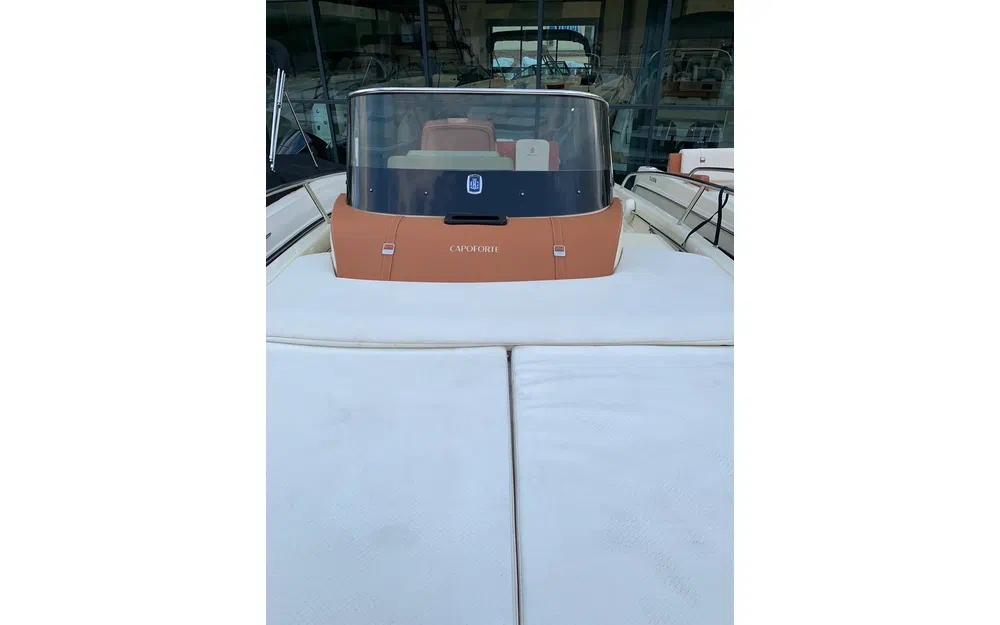 slider 12 Invictus Capoforte CX 240