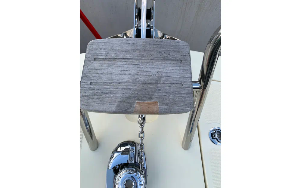 slider 16 Invictus Capoforte CX 240