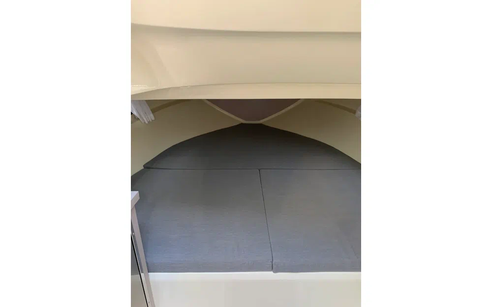 slider 1 Invictus Capoforte CX 240