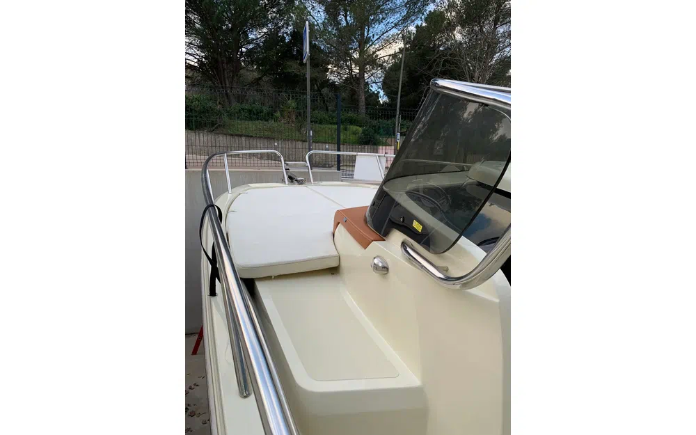 slider 8 Invictus Capoforte CX 240