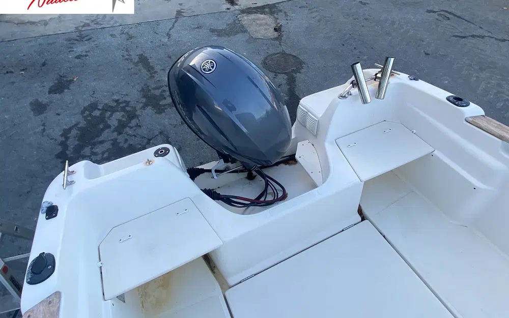 slider 13 Jeanneau Cap Camarat 545