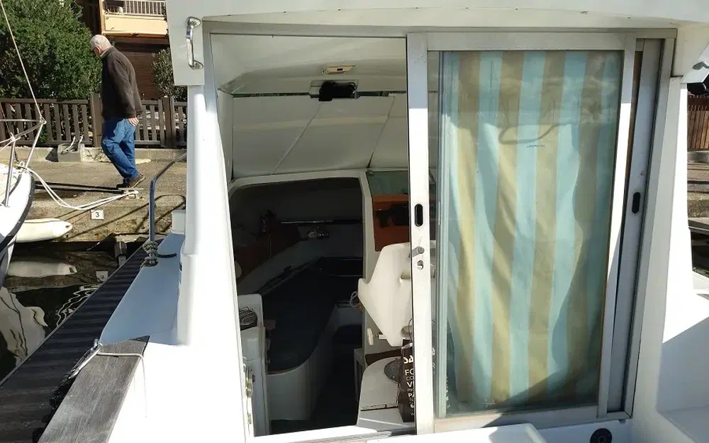 slider 12 Jeanneau Merry Fisher 650