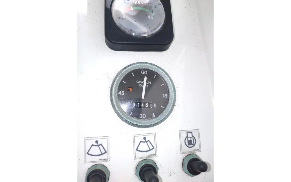 slider 22 Jeanneau Merry Fisher 650