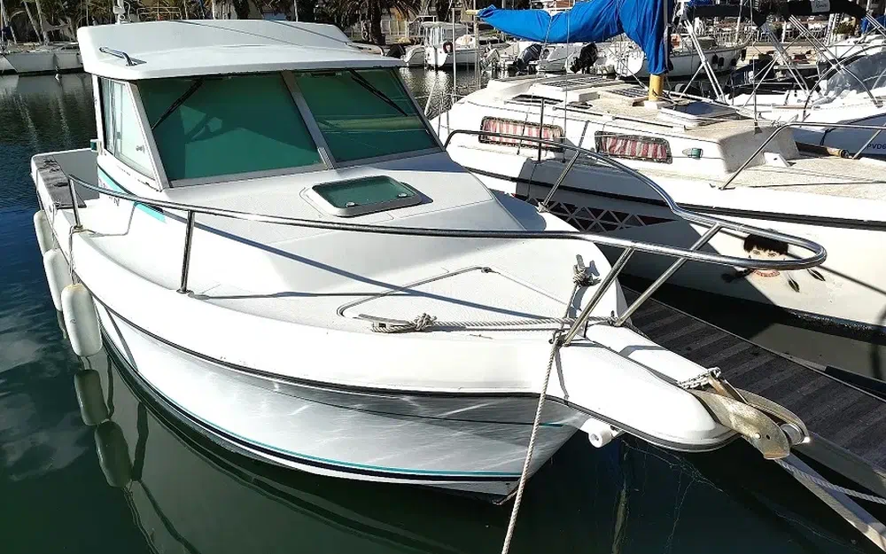 slider 2 Jeanneau Merry Fisher 650