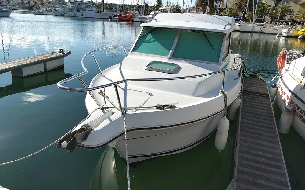 slider 3 Jeanneau Merry Fisher 650