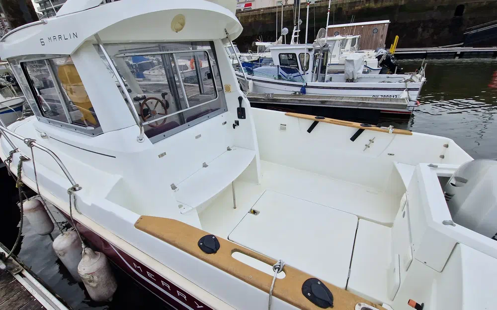 slider 2 Jeanneau Merry Fisher 6 Marlin