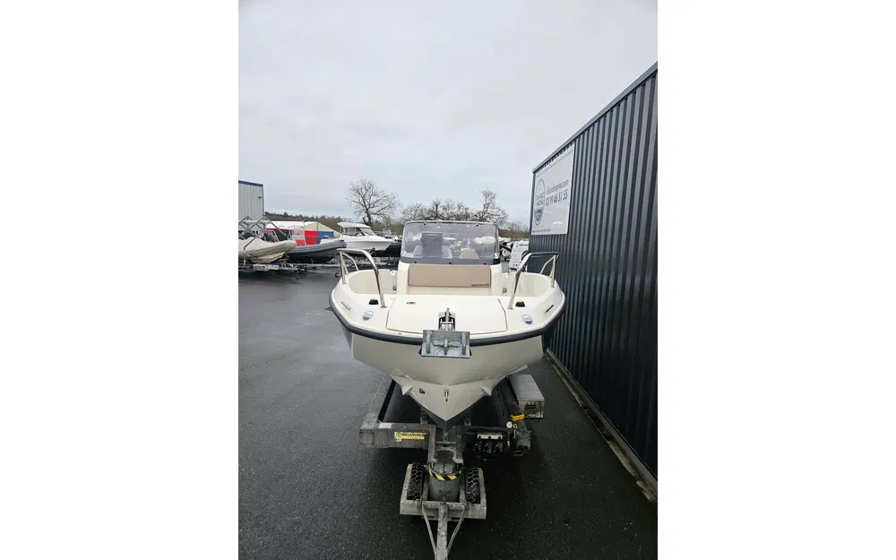 slider 17 Quicksilver Activ 675 Open