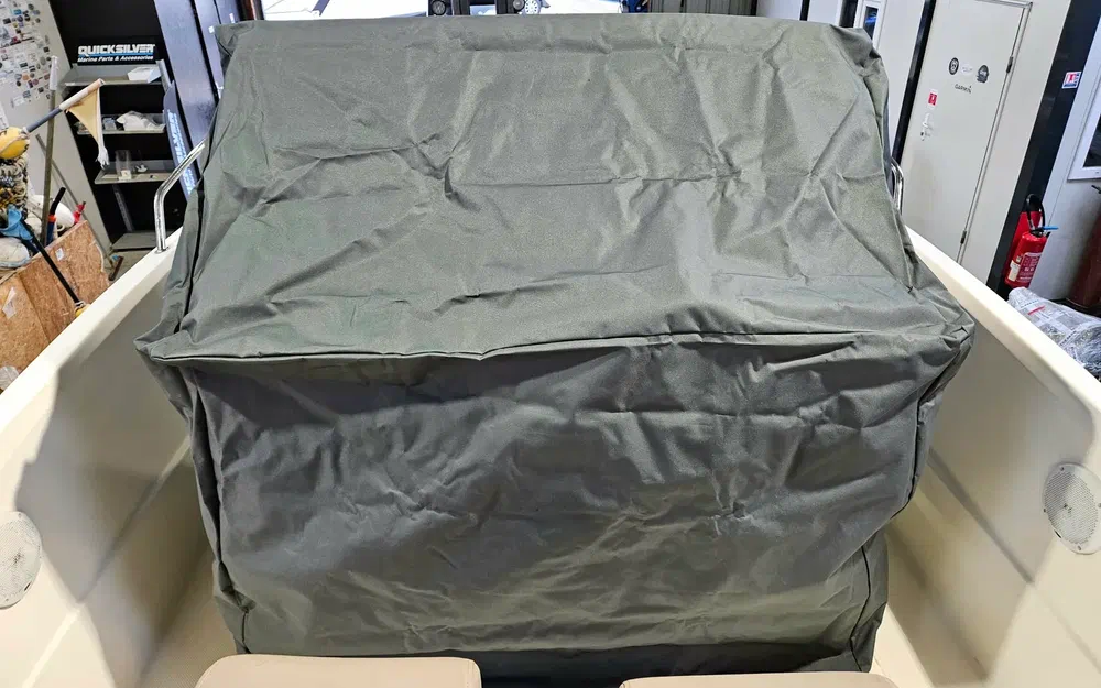 slider 21 Quicksilver Activ 675 Open