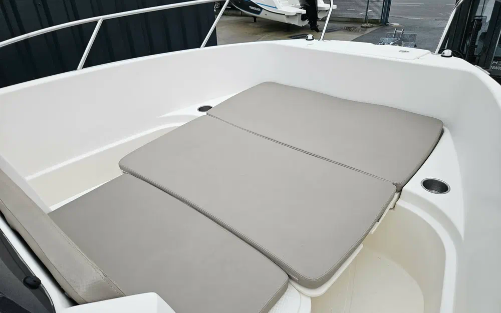 slider 1 Quicksilver Activ 675 Open