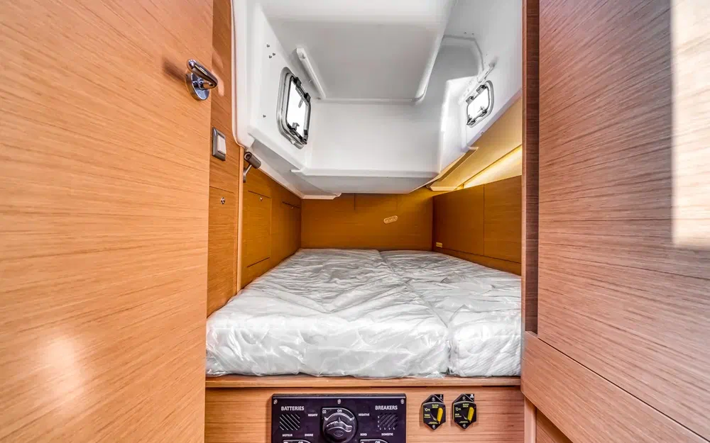 slider 25 Jeanneau Sun Odyssey 410