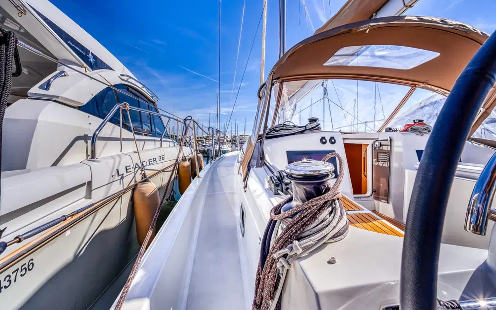 slider 4 Jeanneau Sun Odyssey 410