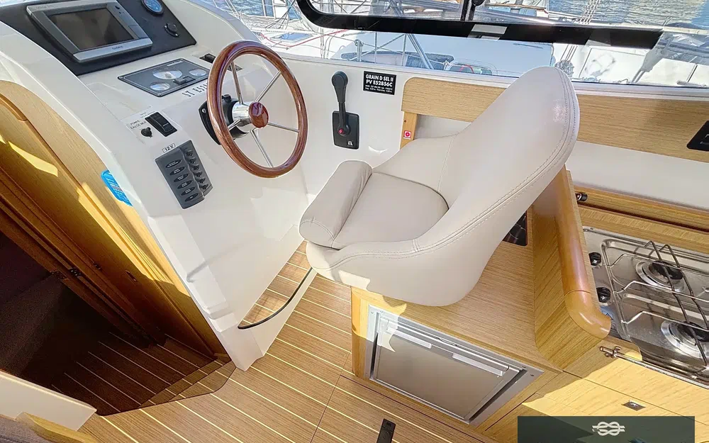 slider 8 Jeanneau Merry Fisher 8