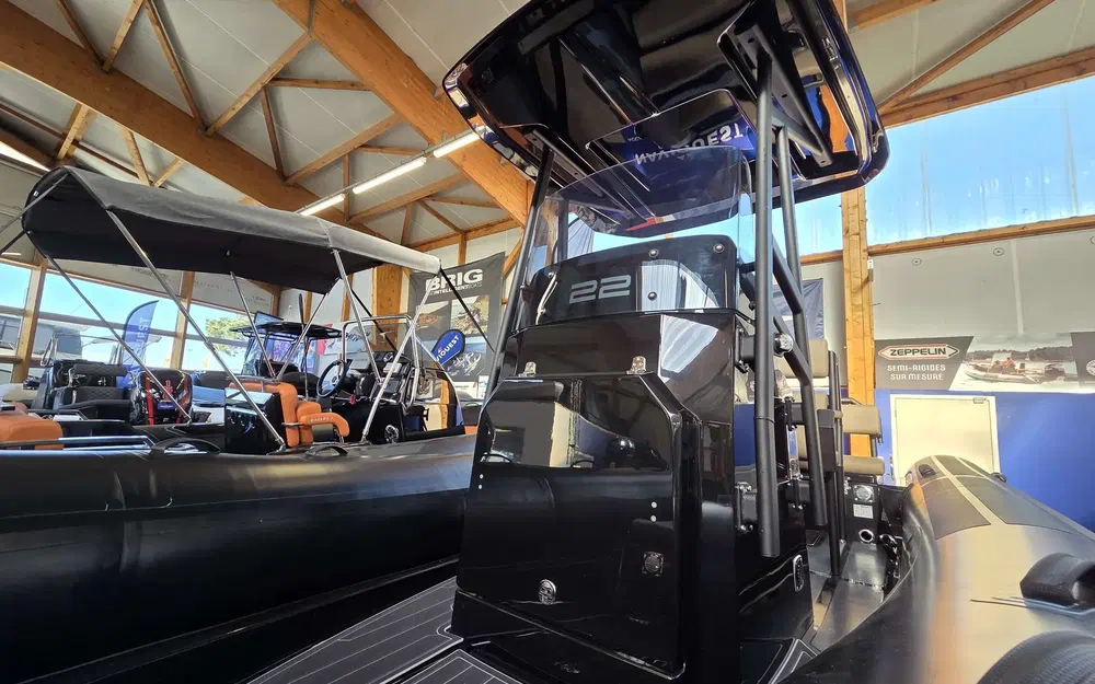 slider 10 Brig Navigator 22