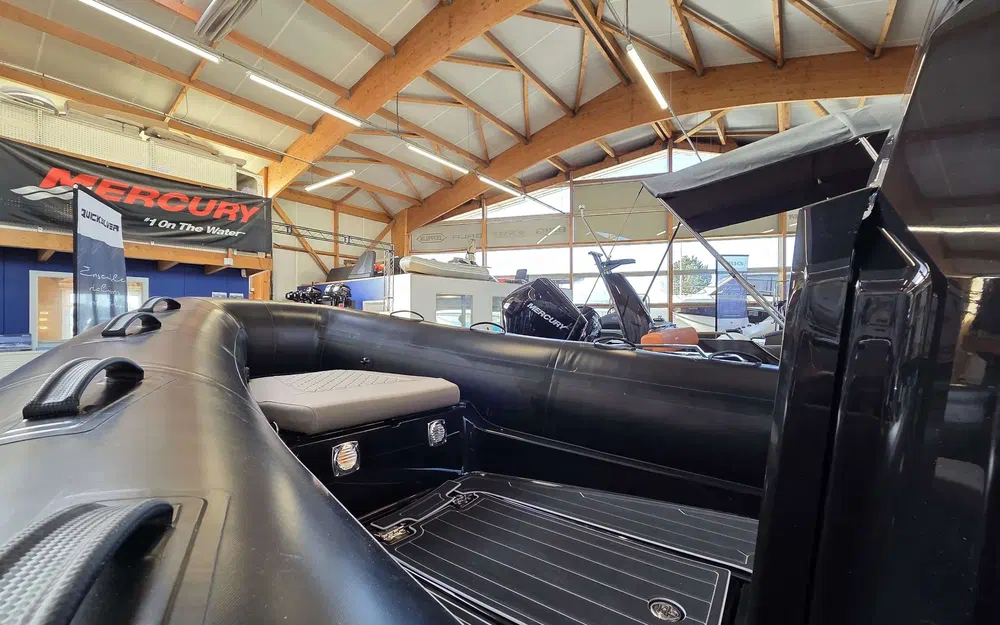 slider 12 Brig Navigator 22